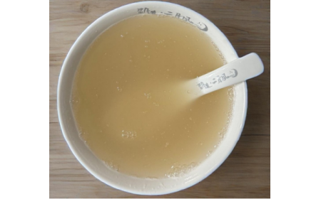 葛粉沖調(diào)新手必看！告別“白色尷尬”，一碗晶瑩剔透的有機野生葛根粉是這樣沖出來的！